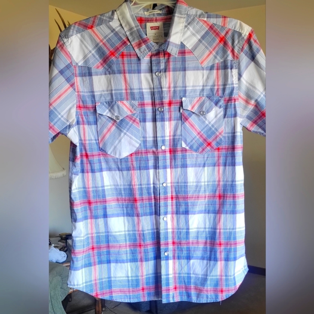 Pearl snap short sleeve plaid